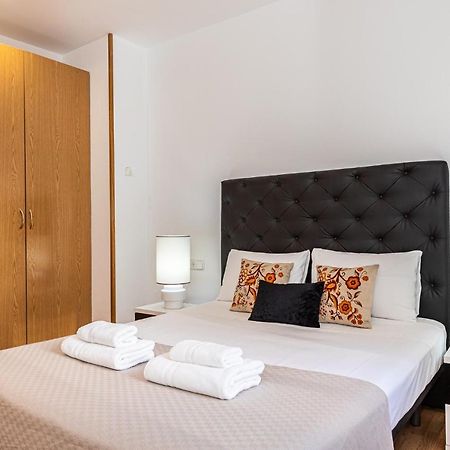 Waou Apartamentos En Sol Confort 8 Madrid Exterior photo