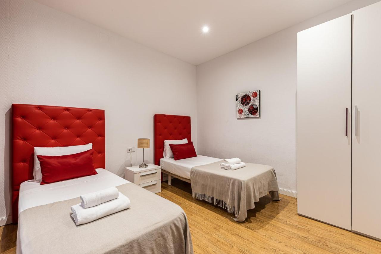 Waou Apartamentos En Sol Confort 8 Madrid Exterior photo