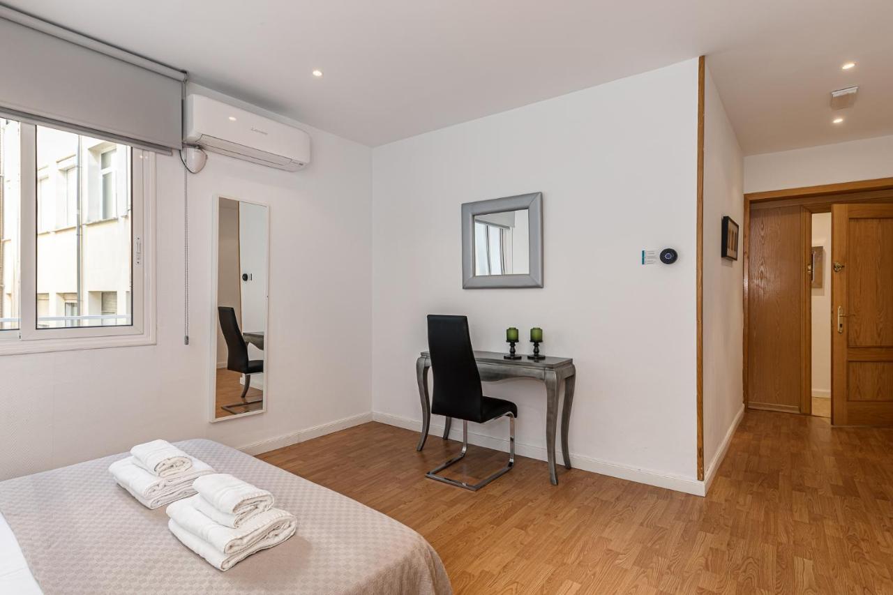 Waou Apartamentos En Sol Confort 8 Madrid Exterior photo